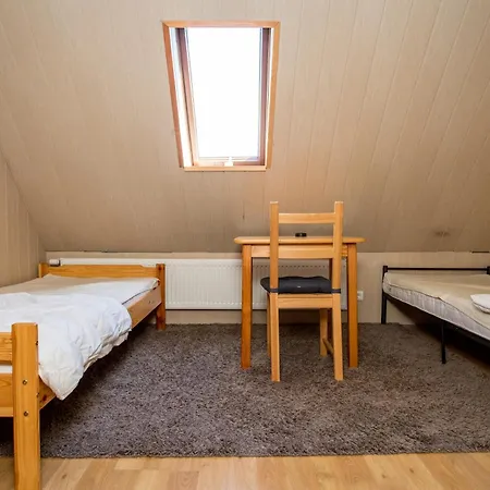95qm - 4 Personen - Einfache Austattung Apartment